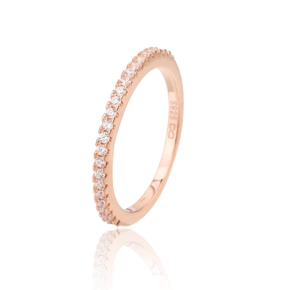 טבעת כסף 925 בציפוי רוז גולד דגם קלאס משובצת זרקונים